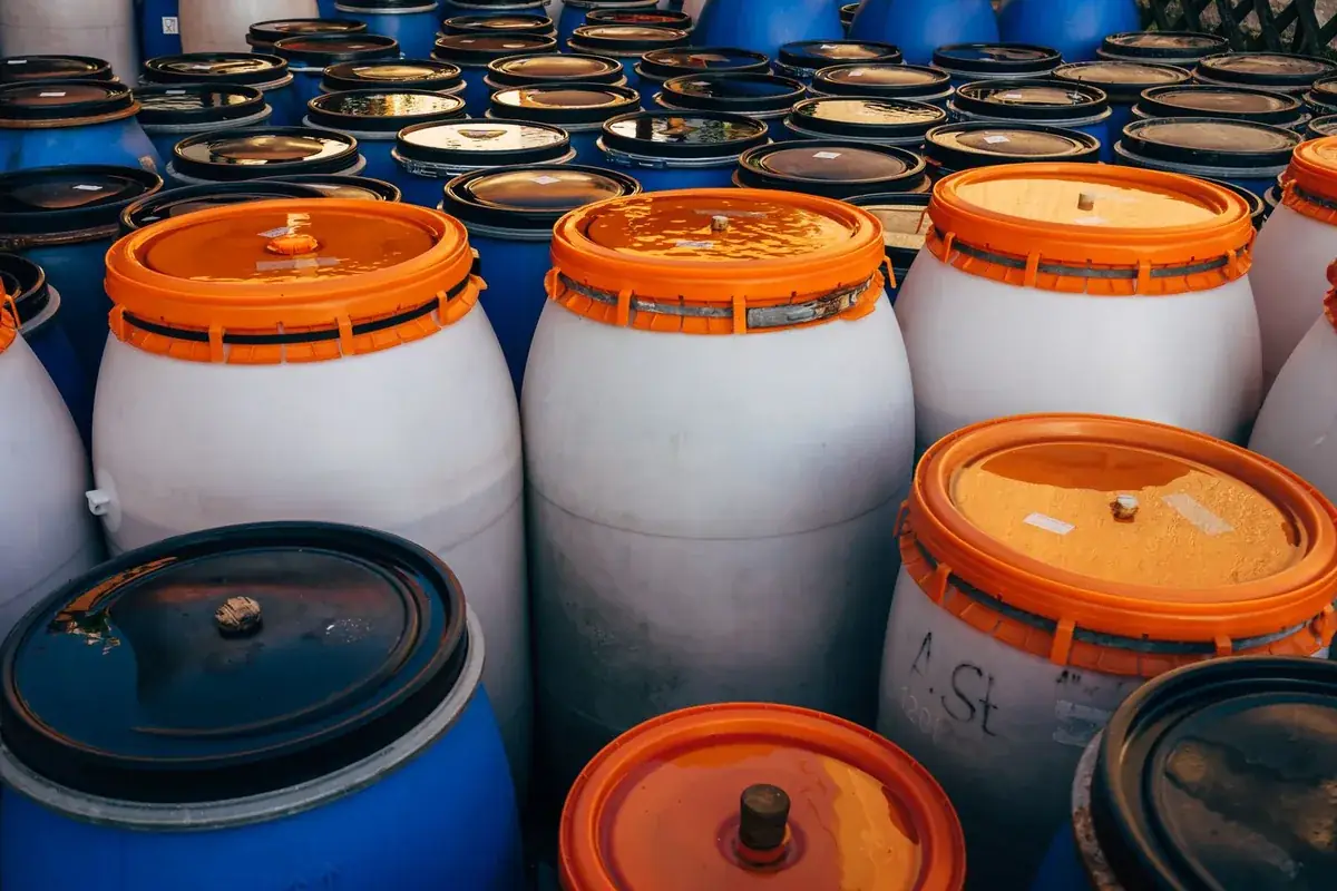 Chemical & Toxic Waste Cleanup in Town & Country Manor, Milwaukee, WI